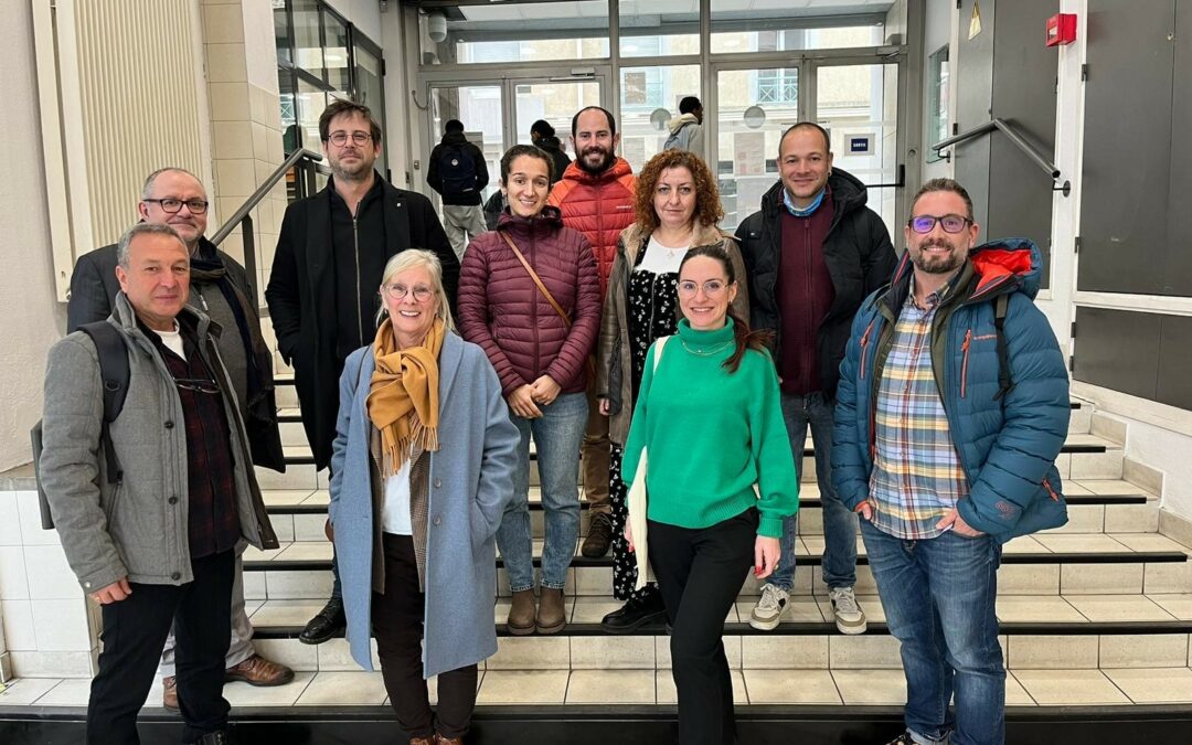 Des enseignants espagnols de lycées professionnels et (équivalent) BTS visitent Lyon.